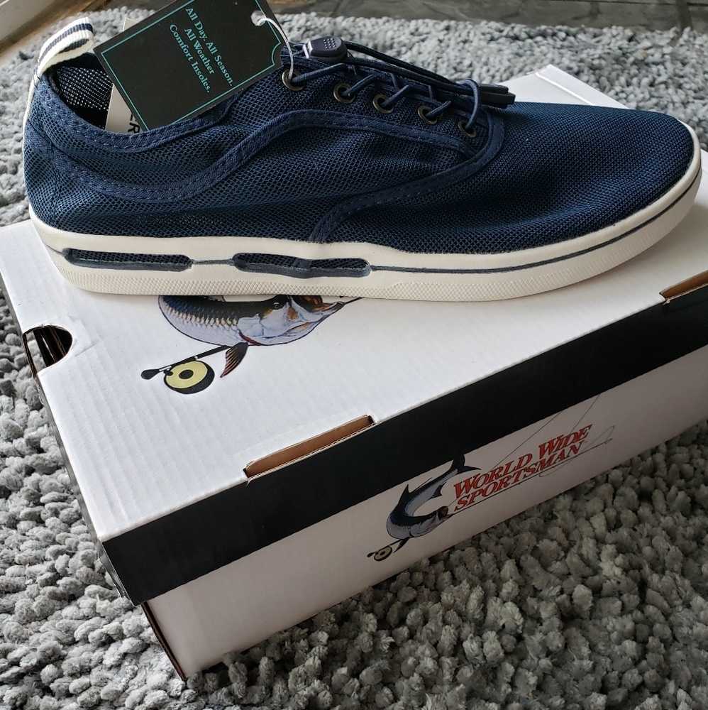 World wide sportsman boating/water shoes